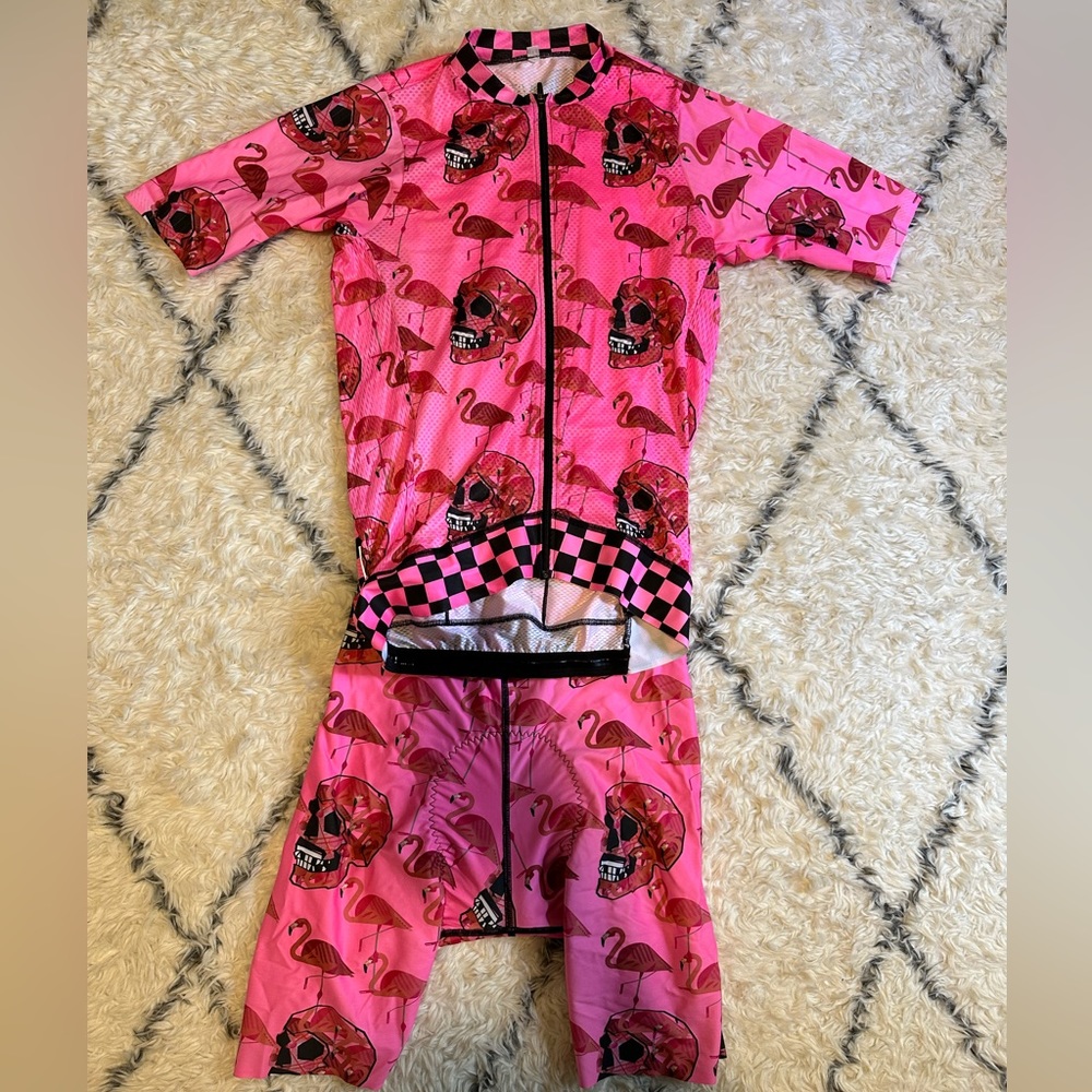 Pink Flamingo and Skull Love The Pain Cycling Kit (small bib/medium top)